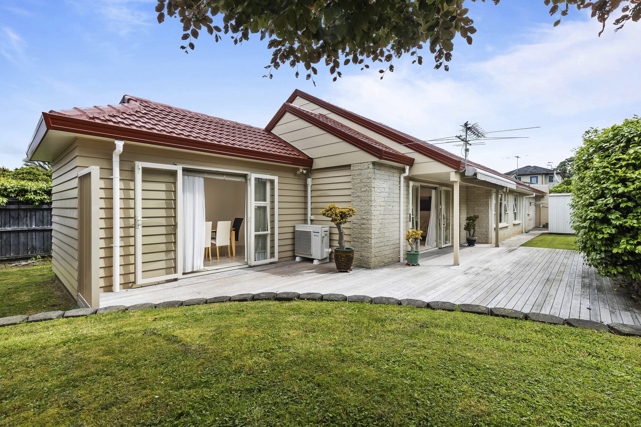 3-22 Turama Rd